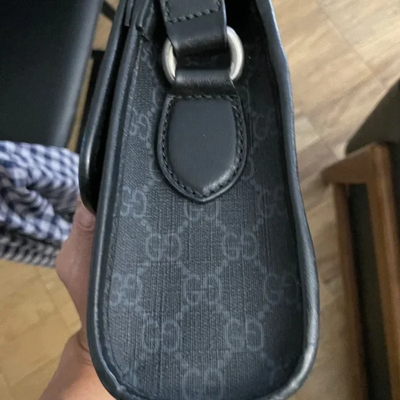 Gucci Black Shoulder Bag - Picture 10 of 13